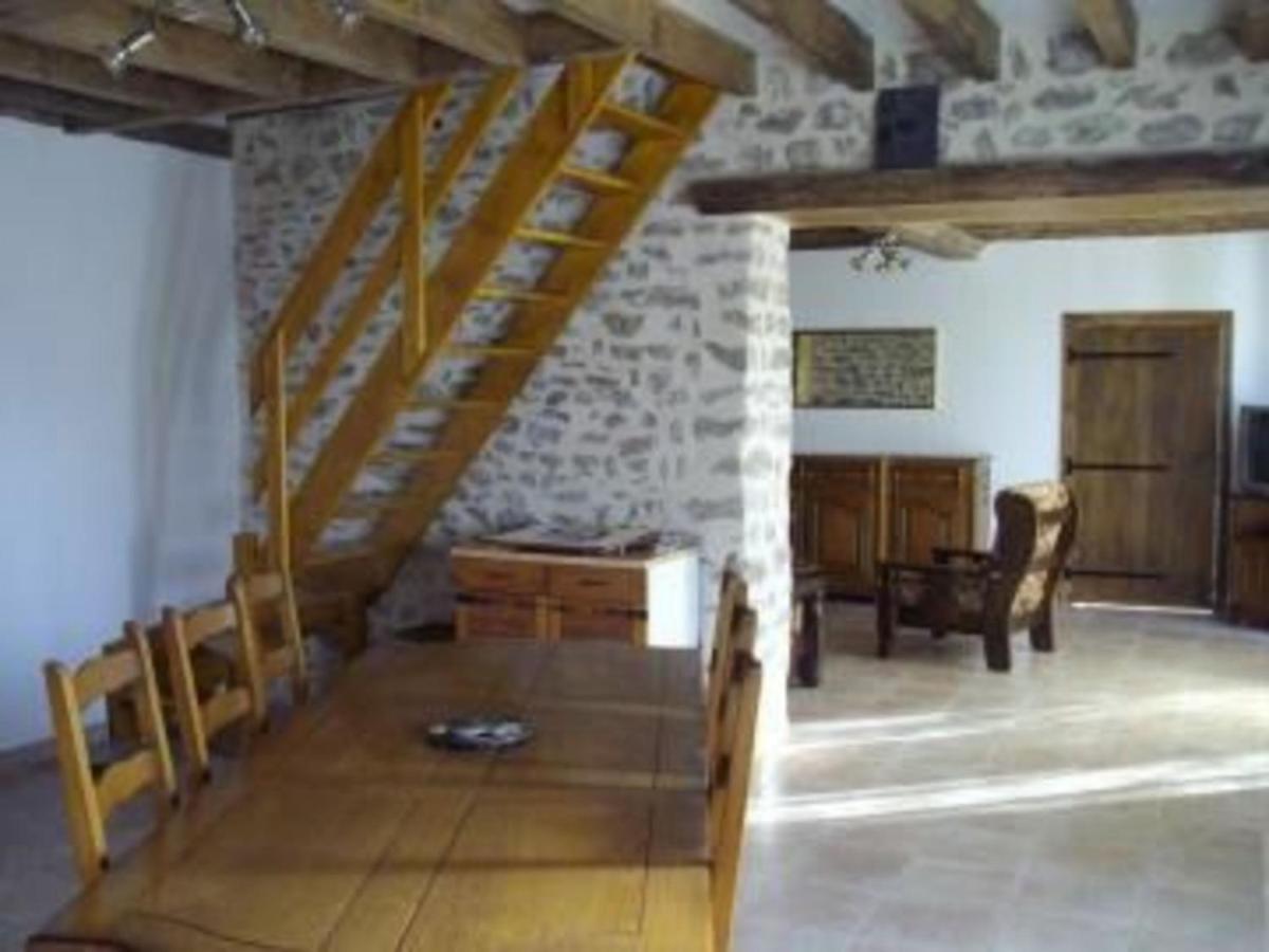 Gite De Charme Renove Avec Cheminee, Terrasse Et Proche Randonnees - Capacite 13 Pers. - Fr-1-410-179 Saint-Léonard-des-Bois Exterior foto